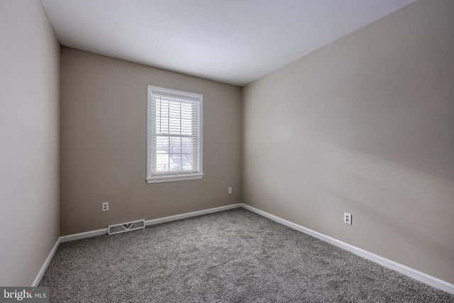 35 HENRY CT, Lancaster, PA 17601