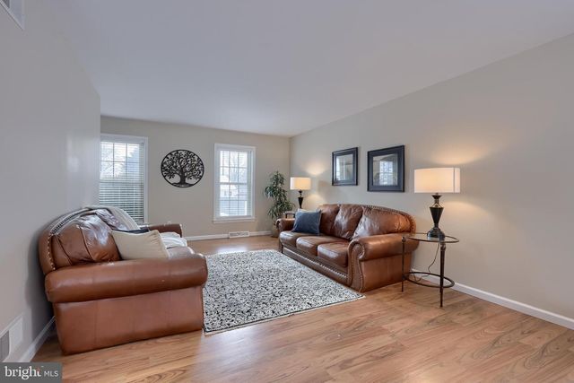 35 HENRY CT, Lancaster, PA 17601