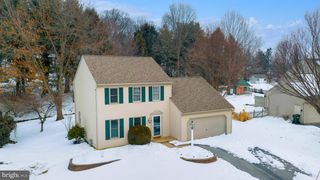 35 HENRY CT, Lancaster, PA 17601