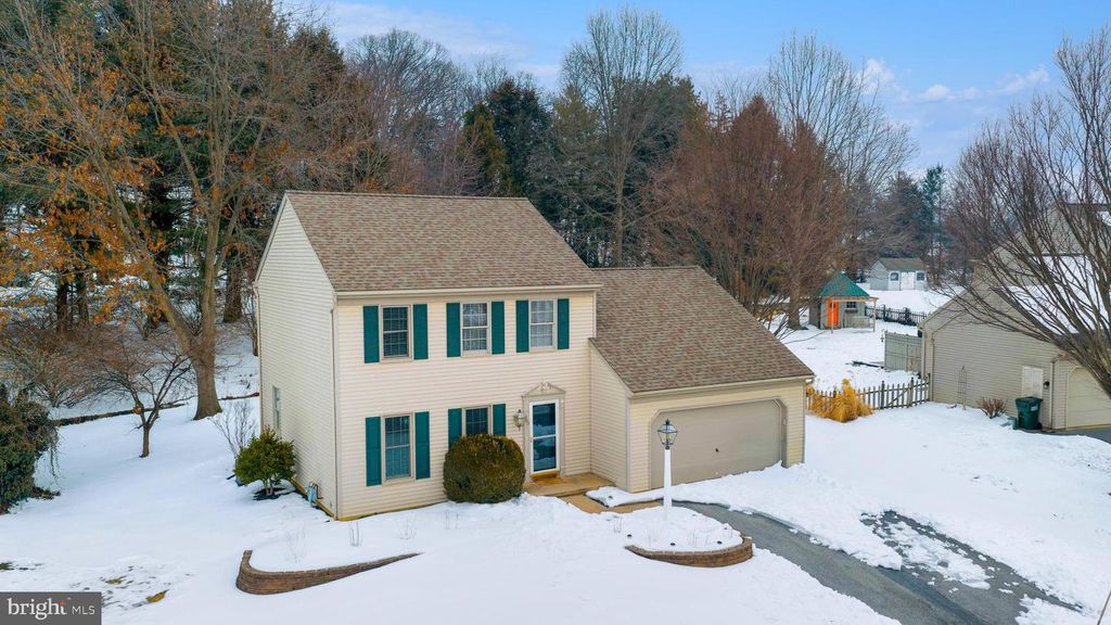 35 HENRY CT, Lancaster, PA 17601