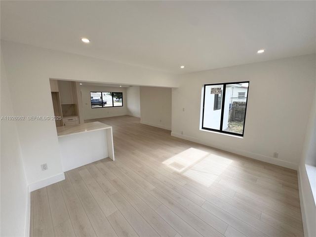 15300 NW 32nd Ave, Miami Gardens, FL 33054