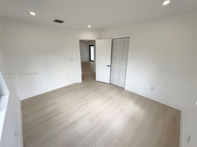 15300 NW 32nd Ave, Miami Gardens, FL 33054