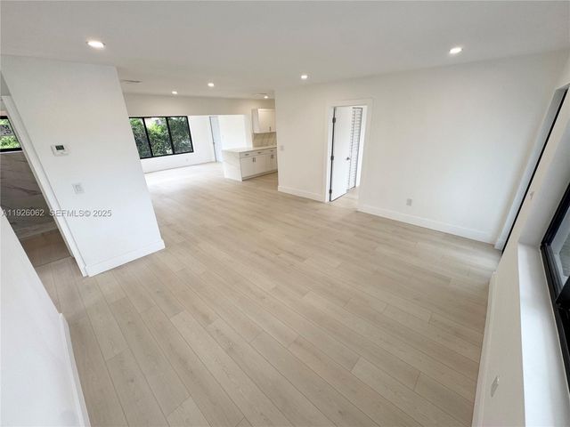 15300 NW 32nd Ave, Miami Gardens, FL 33054