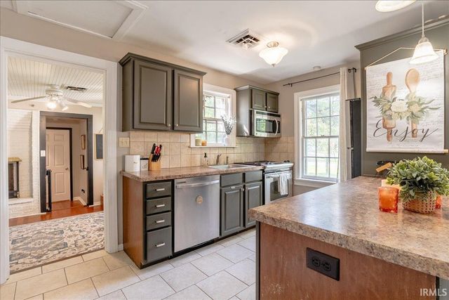 7401 Adams Avenue, Evansville, IN 47715