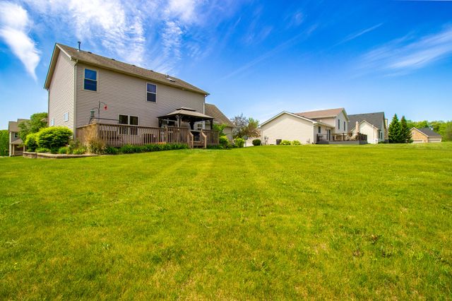 2550 Honelee Court, Valparaiso, IN 46385