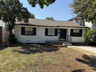 8427 Ridgelea Street, Dallas, TX 75209