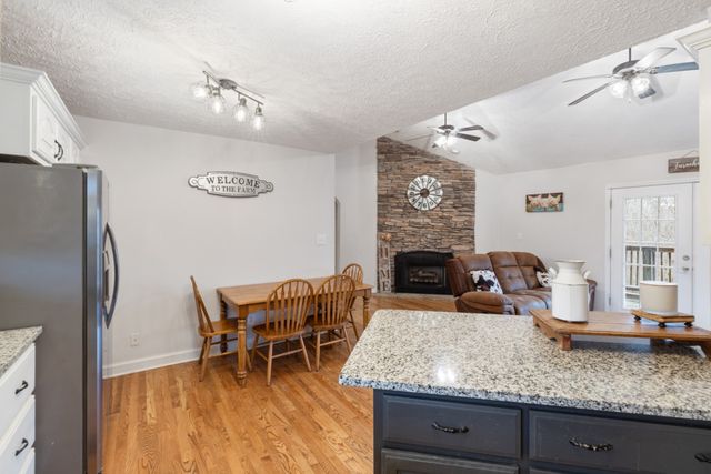 2323 Nubbin Ridge Rd, Dickson, TN 37055