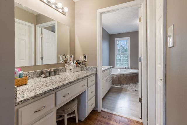 2323 Nubbin Ridge Rd, Dickson, TN 37055