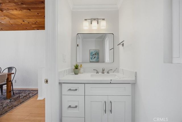 941 1st Street, Hermosa Beach, CA 90254