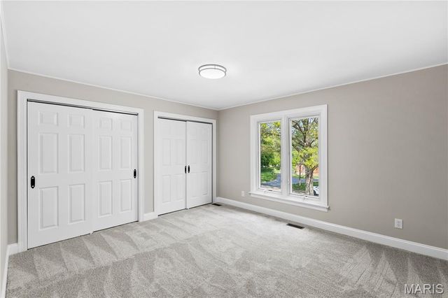 123 Pinehurst Estates Drive, Creve Coeur, MO 63141