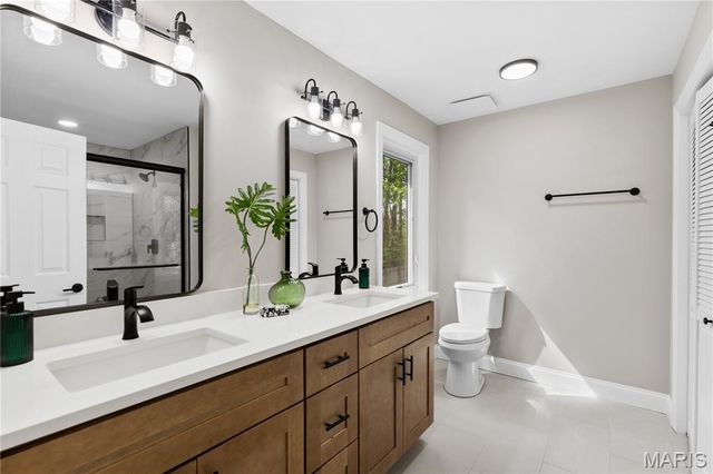 123 Pinehurst Estates Drive, Creve Coeur, MO 63141