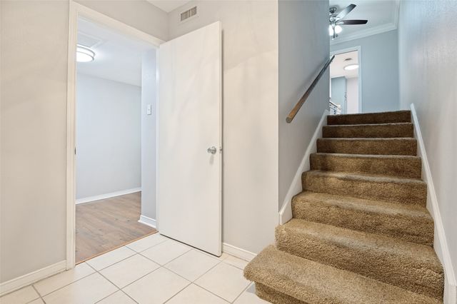 524 E Avenue J C, Grand Prairie, TX 75050