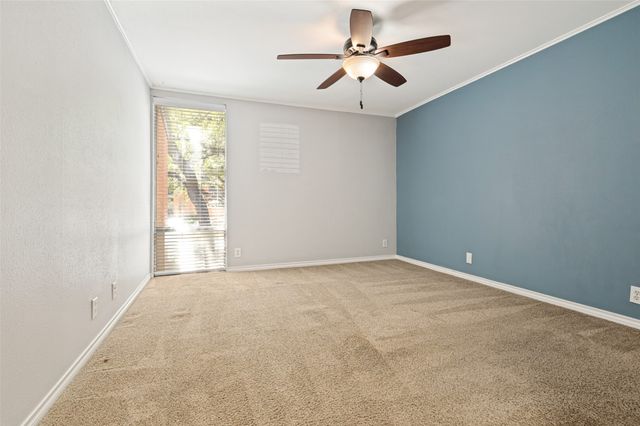 524 E Avenue J C, Grand Prairie, TX 75050