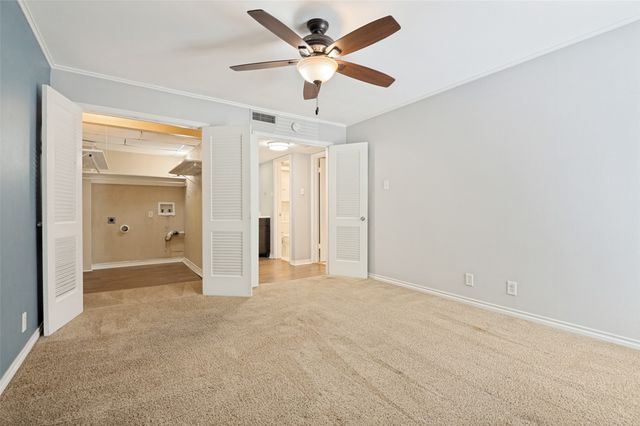 524 E Avenue J C, Grand Prairie, TX 75050
