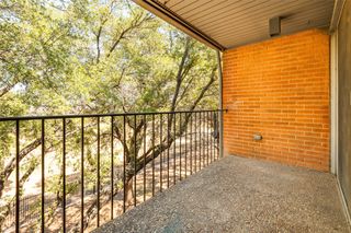 524 E Avenue J C, Grand Prairie, TX 75050