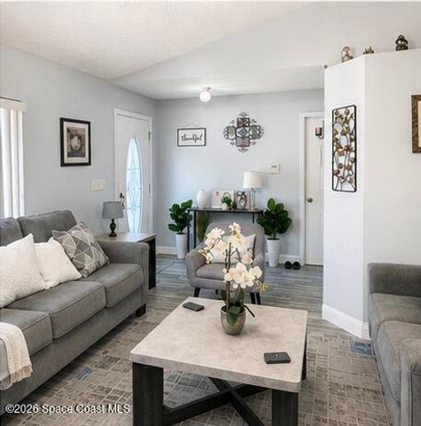 979 SE Raleigh Road SE, Palm Bay, FL 32909