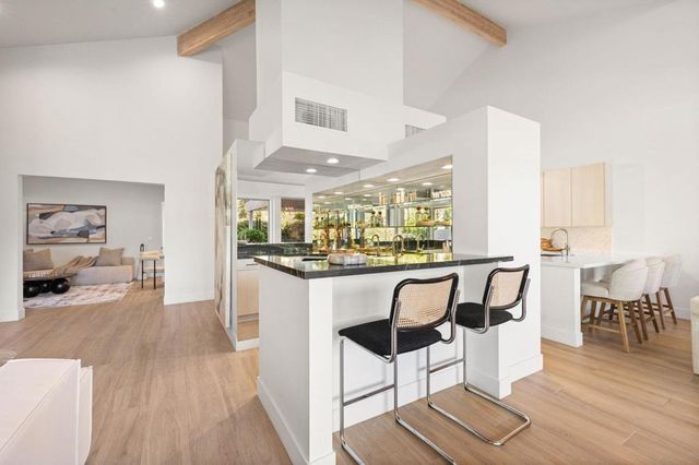 47 N Kavenish Drive, Rancho Mirage, CA 92270