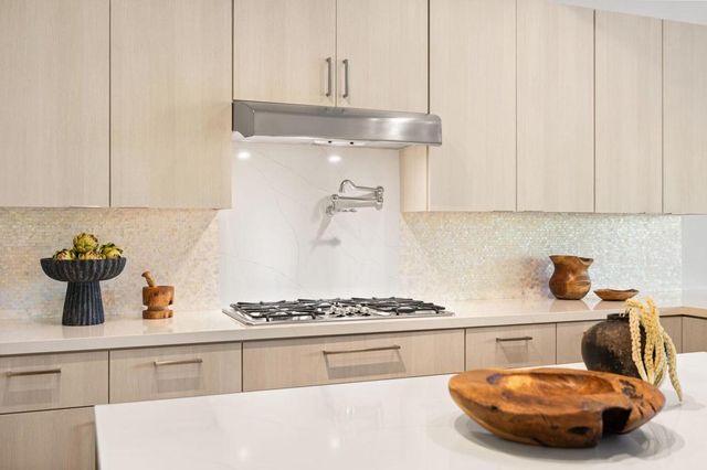 47 N Kavenish Drive, Rancho Mirage, CA 92270