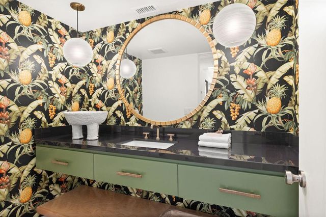 47 N Kavenish Drive, Rancho Mirage, CA 92270