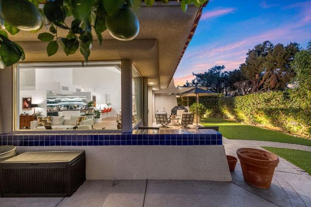 47 N Kavenish Drive, Rancho Mirage, CA 92270