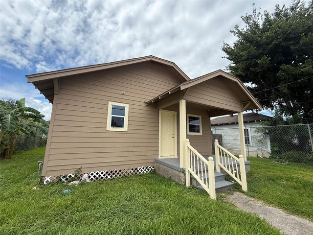 905 W Cavalcade Street, Houston, TX 77009