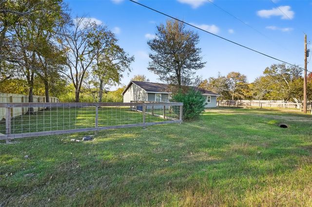 1910 Duncan Drive, Oyster Creek, TX 77541