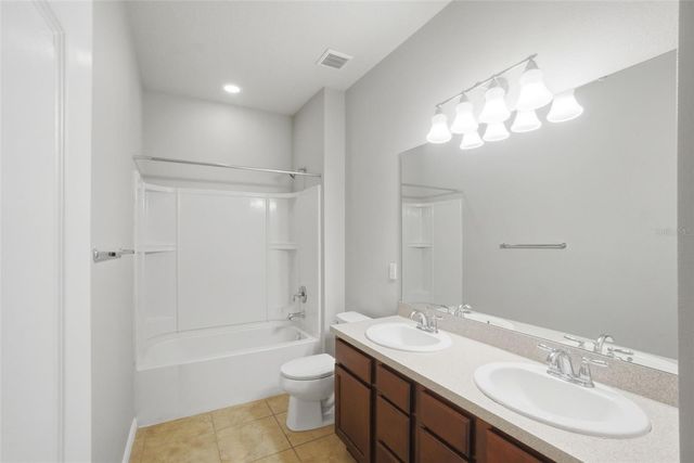 2772 MEAD AVENUE, St Cloud, FL 34771
