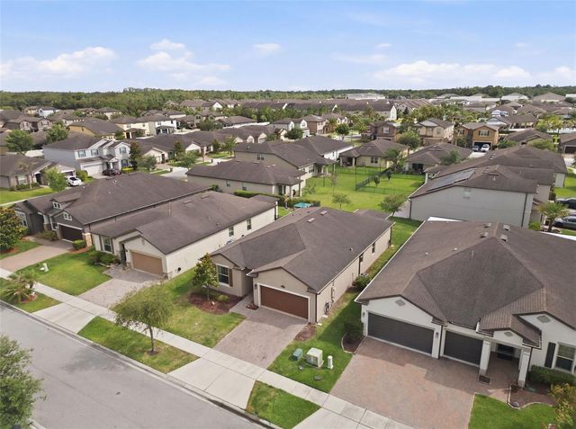 2772 MEAD AVENUE, St Cloud, FL 34771