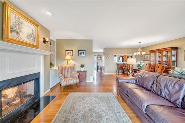 4910 Hunting Hills CIR, Roanoke, VA 24018