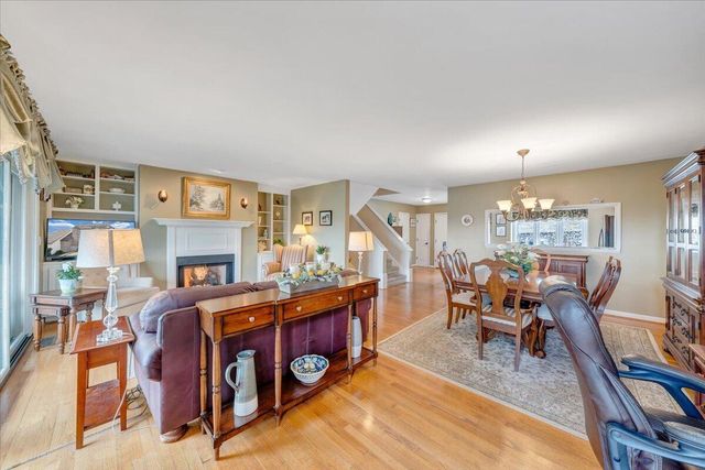 4910 Hunting Hills CIR, Roanoke, VA 24018