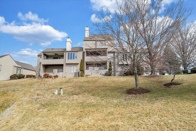 4910 Hunting Hills CIR, Roanoke, VA 24018