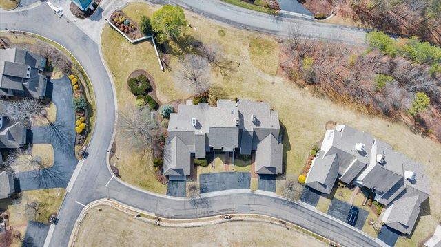 4910 Hunting Hills CIR, Roanoke, VA 24018