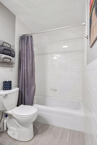 3412 Oak Ridge Road 308, Hopkins, MN 55305