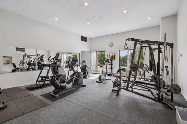 3412 Oak Ridge Road 308, Hopkins, MN 55305