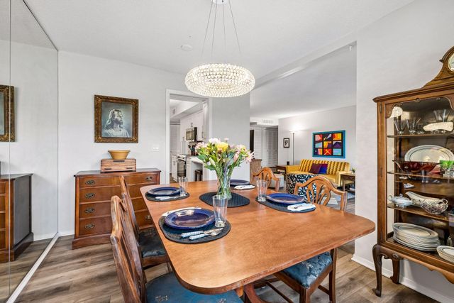 3412 Oak Ridge Road 308, Hopkins, MN 55305