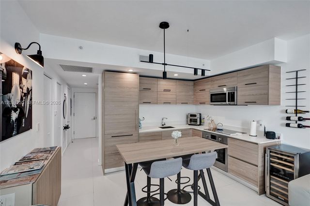 1300 S Miami Avenue 4508, Miami, FL 33130