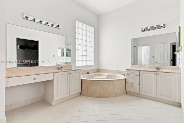 15650 NW 12th Ct, Pembroke Pines, FL 33028