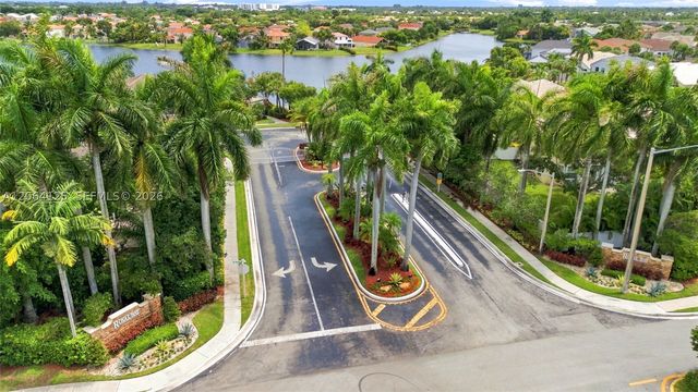 15650 NW 12th Ct, Pembroke Pines, FL 33028
