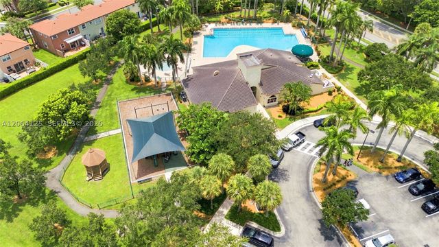 15650 NW 12th Ct, Pembroke Pines, FL 33028