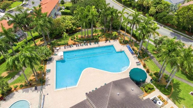 15650 NW 12th Ct, Pembroke Pines, FL 33028