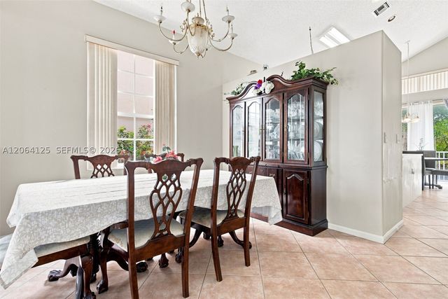 15650 NW 12th Ct, Pembroke Pines, FL 33028
