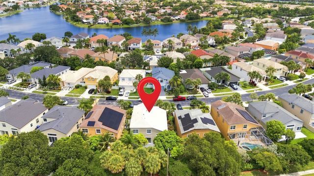 15650 NW 12th Ct, Pembroke Pines, FL 33028