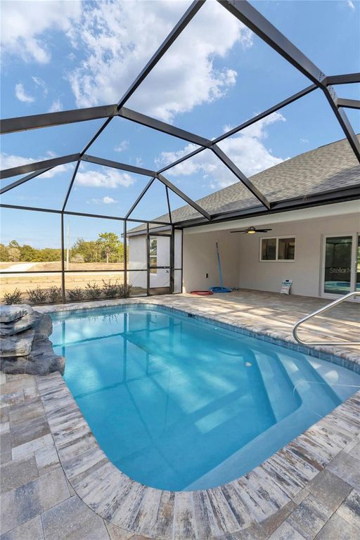 Image 52 of property listing at 18471 SW 66 LOOP, Dunnellon, FL 34432