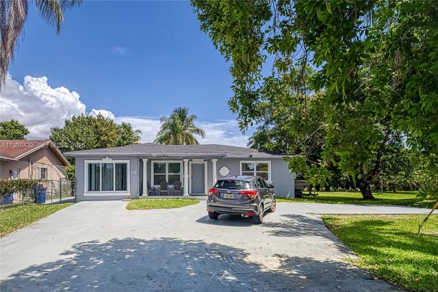 216 SW 6th St 216, Hallandale Beach, FL 33009