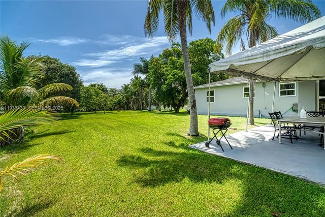 216 SW 6th St 216, Hallandale Beach, FL 33009