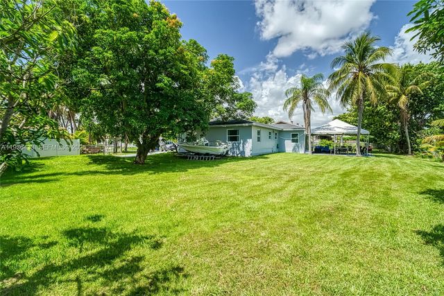 216 SW 6th St 216, Hallandale Beach, FL 33009