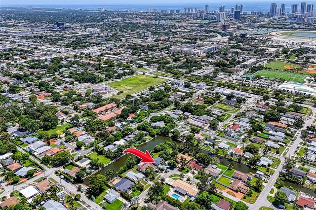 216 SW 6th St 216, Hallandale Beach, FL 33009