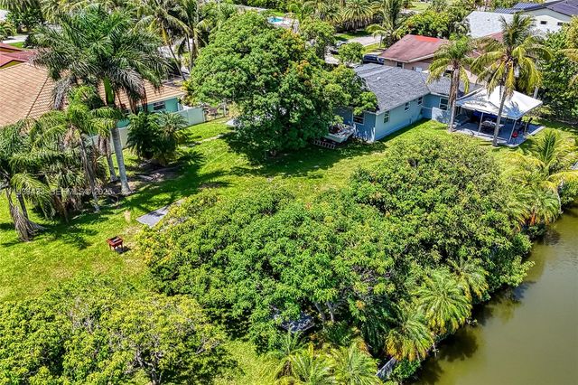 216 SW 6th St 216, Hallandale Beach, FL 33009