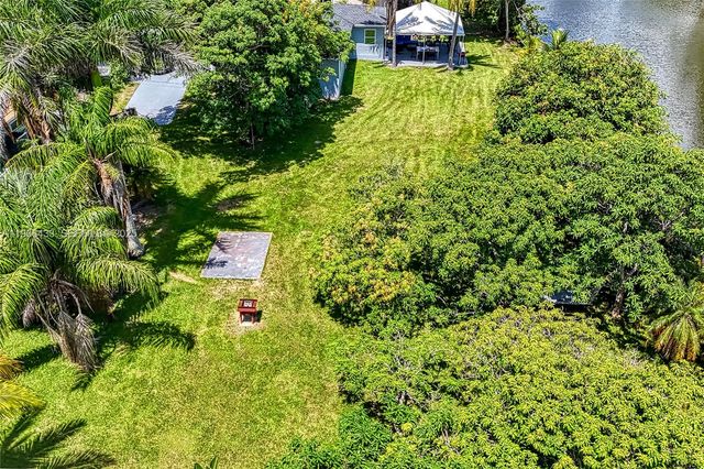 216 SW 6th St 216, Hallandale Beach, FL 33009