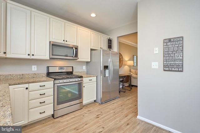 42820 PAMPLIN TER, Chantilly, VA 20152